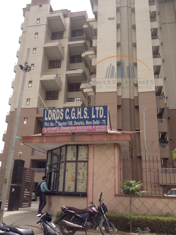 4 bhk 3 bath Flat for sale in Lords CGHS Sector 19 Dwarka Delhi 